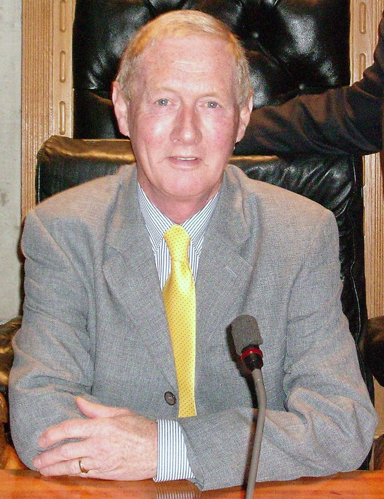 Dennis O'Keefe (politician) httpsuploadwikimediaorgwikipediacommons11