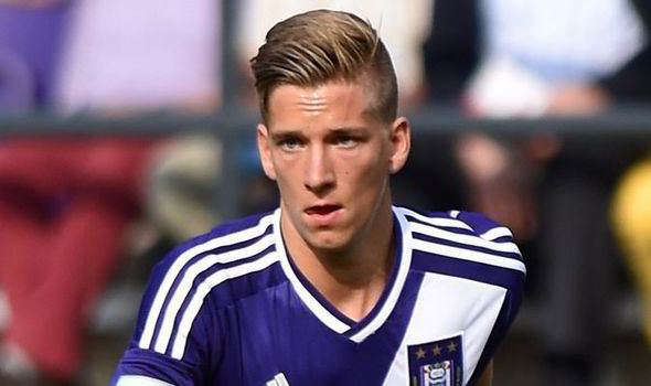 Dennis Praet Arsenal leading Man Utd and Liverpool in race for wantaway