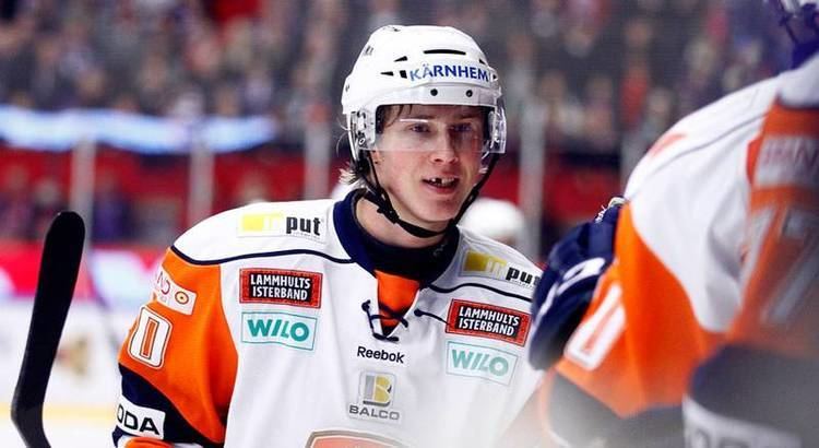 Dennis Rasmussen (ice hockey) Skrll erstter Oscar Lindberg i Tre Kronor Landslag