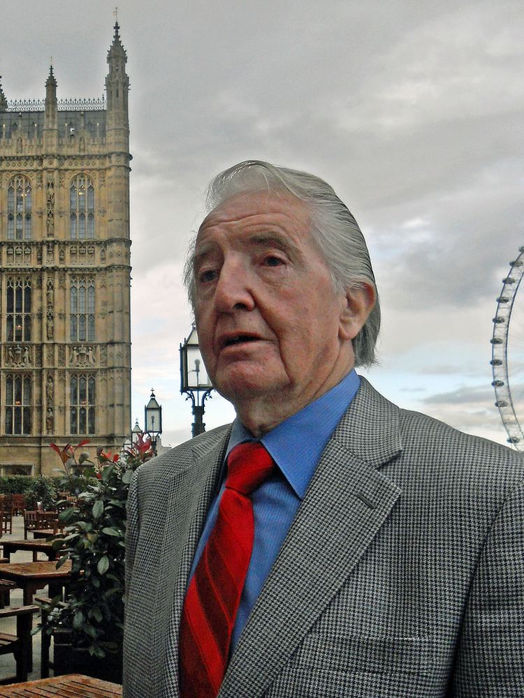 Dennis Skinner Dennis Skinner Wikipedia the free encyclopedia