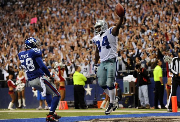 Deon Anderson Deon Anderson Pictures New York Giants v Dallas Cowboys