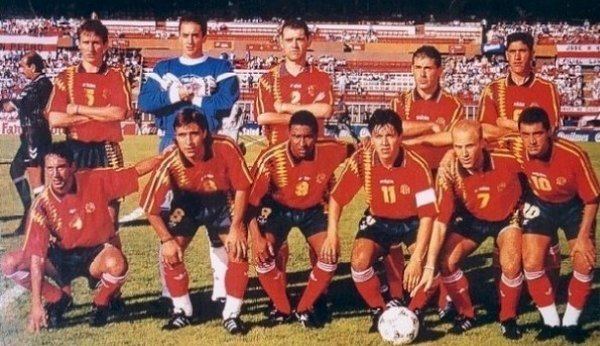 Deportivo Español Deportivo Espaol con la camiseta de Espaa 1995 a 1997 En Una