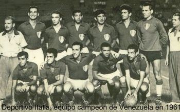 Deportivo Italia (1948–2010) httpsuploadwikimediaorgwikipediacommonsthu