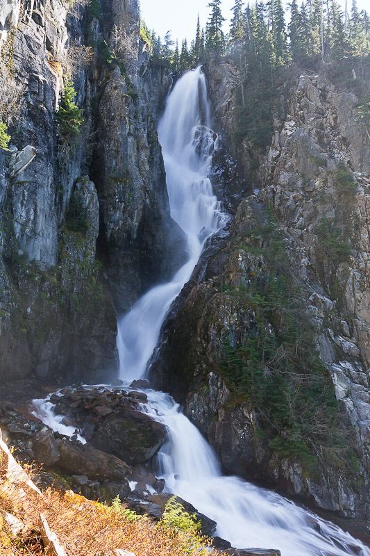 Depot Creek Falls httpswwwwaterfallsnorthwestcompicturesDepot