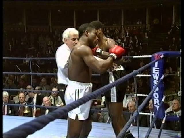 Derek Angol v Tee Jay 1991 Boxing Cruiserweight Title fight - YouTube