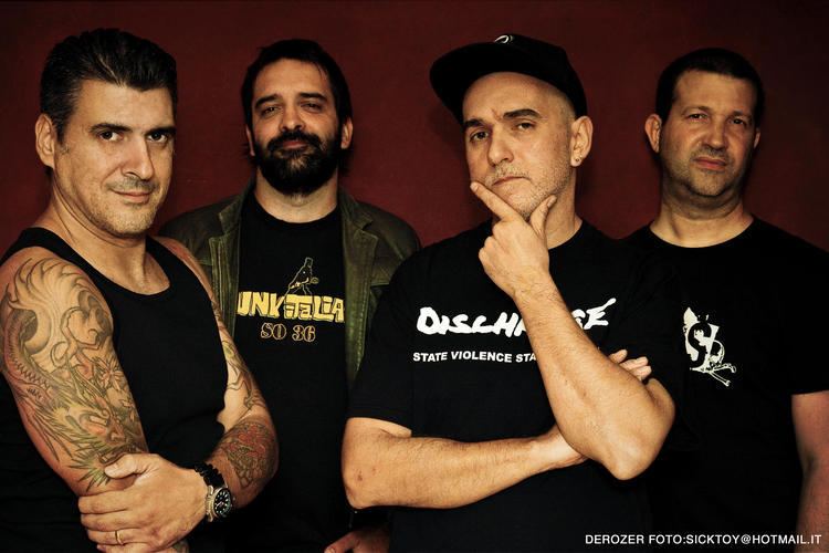 Derozer DEROZER Mendez lascia la band Punkadeka Punk web magazine