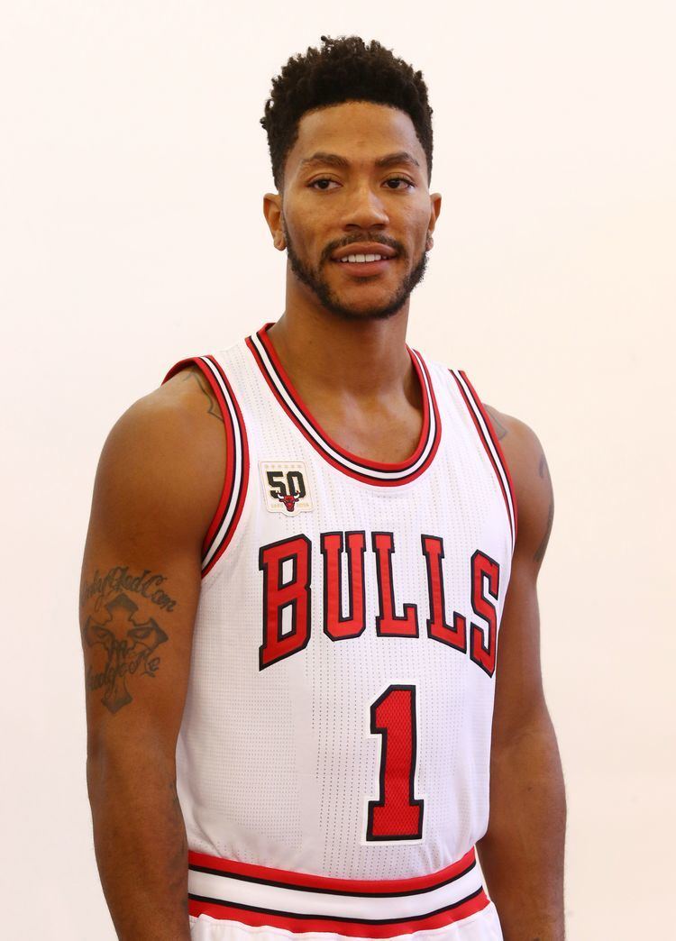 Derrick Rose Derrick Rose has a new haircut Is it a good haircut