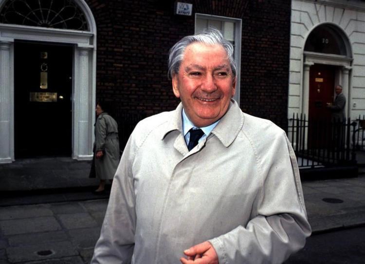 Des Hanafin Tributes paid as former Fianna Fail senator Des Hanafin passes away