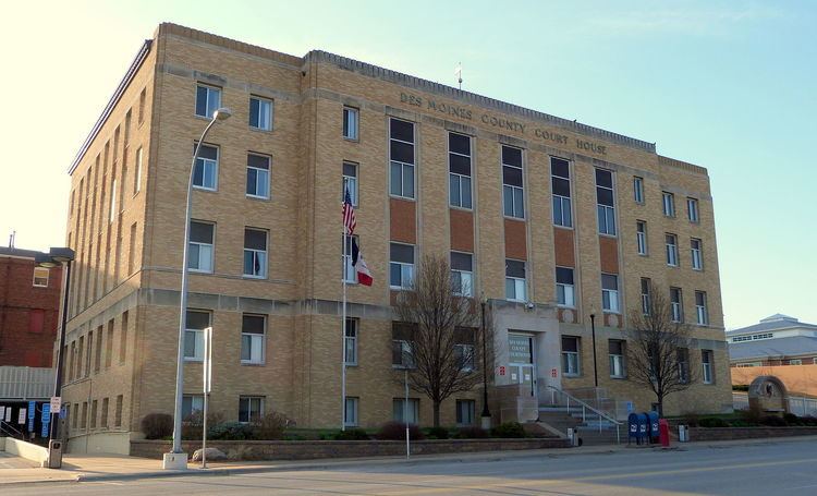Des Moines County Court House httpsuploadwikimediaorgwikipediacommonsthu