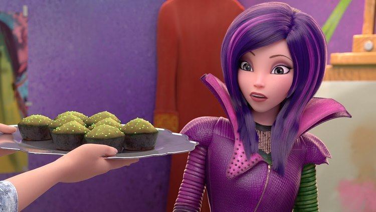 Descendants: Wicked World Episode 1 Evie39s Explosion of Taste Descendants Wicked World