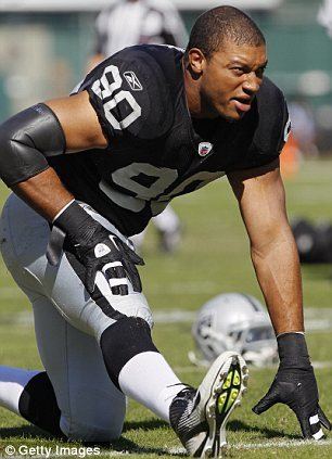 Desmond Bryant Desmond Bryant Miami family suing after NFL player broke into their