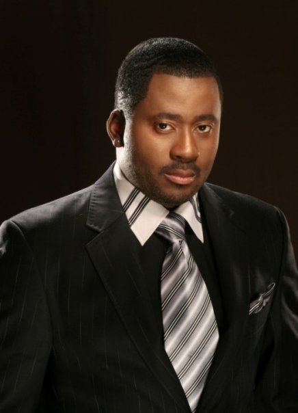 Desmond Elliot 1477234DesmondElliot11jpg4a3b38713a9c88de4f1becc4a431cde9