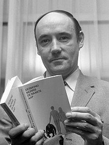 Desmond Morris httpsuploadwikimediaorgwikipediacommonsthu