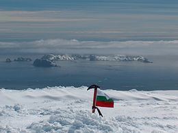 Desolation Island (South Shetland Islands) httpsuploadwikimediaorgwikipediacommonsthu