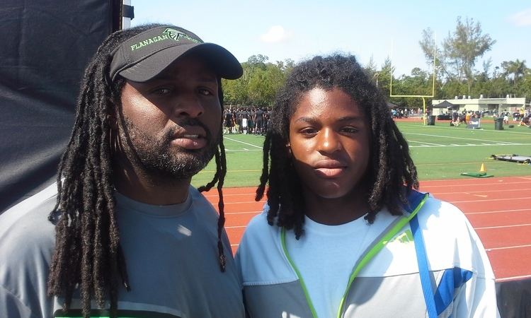 Devin Bush 2016 LB Devin Bush Jr Is Blowing Up CaneInsider Miami