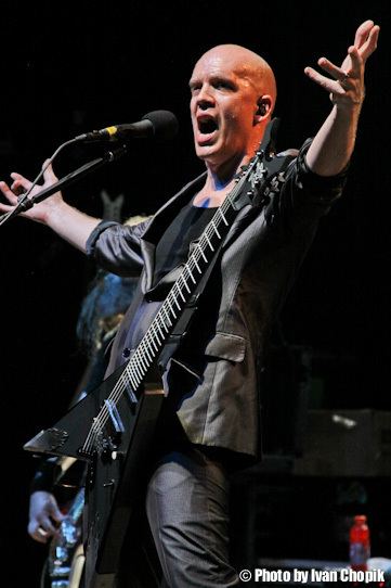 Devin Townsend Guitar Lessons Interviews News Reviews More Guitar Messenger