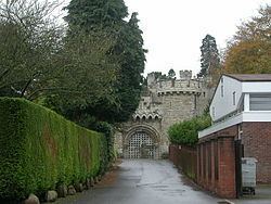 Devizes Castle httpsuploadwikimediaorgwikipediacommonsthu