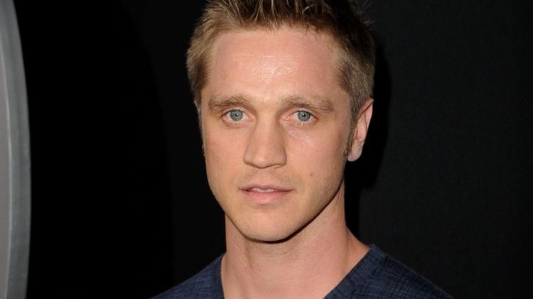 Devon Sawa - Wikipedia