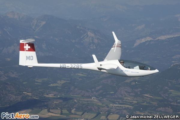 DG Flugzeugbau DG-800 DGFlugzeugbau DG800 S HB3285 INFANTOLINO Sbastien by Jean