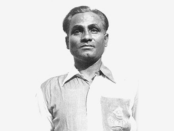 Dhyan Chand Dhyan Chand Profile Indian Hockey Player Dhyan Chand Biography
