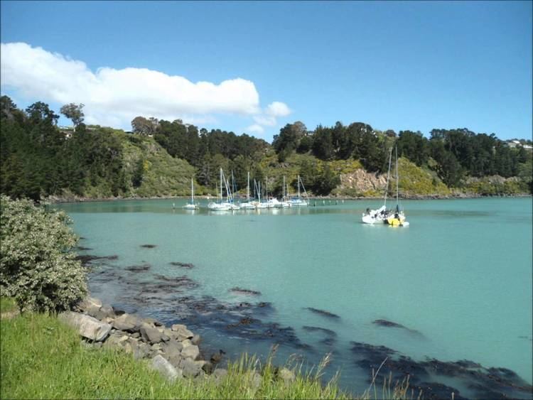 Diamond Harbour, New Zealand httpsiytimgcomviKP2M5M3PbQkmaxresdefaultjpg