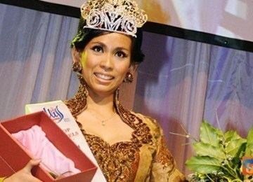 Dian Inggrawati Dian Inggrawati Soebangil Second RunnerUp at Miss Deaf World 2011