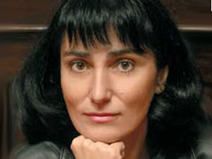 Diana Dragutinović wwwekapijacomdokumentidianadragutinovic1090