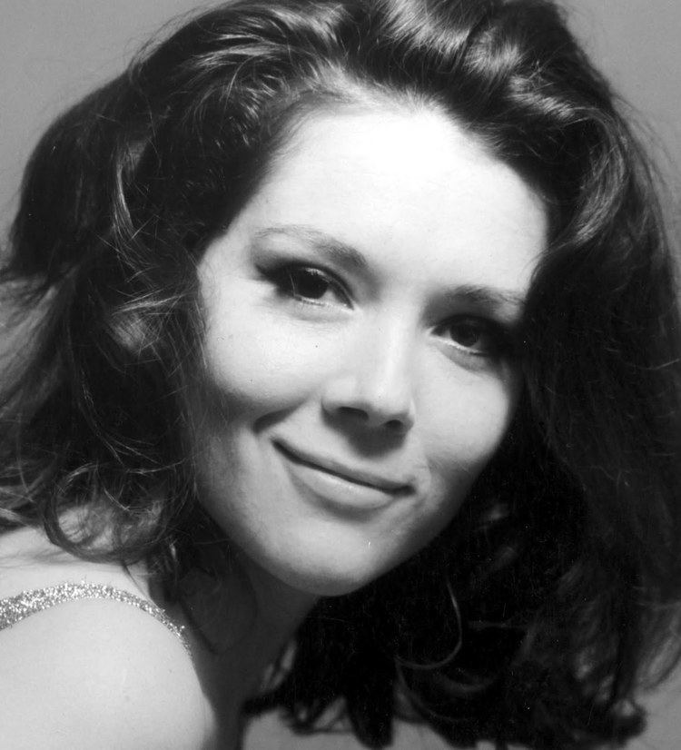 Diana Rigg Top 10 Definitive Bond Girls No3 Teresa Di Vicenzo