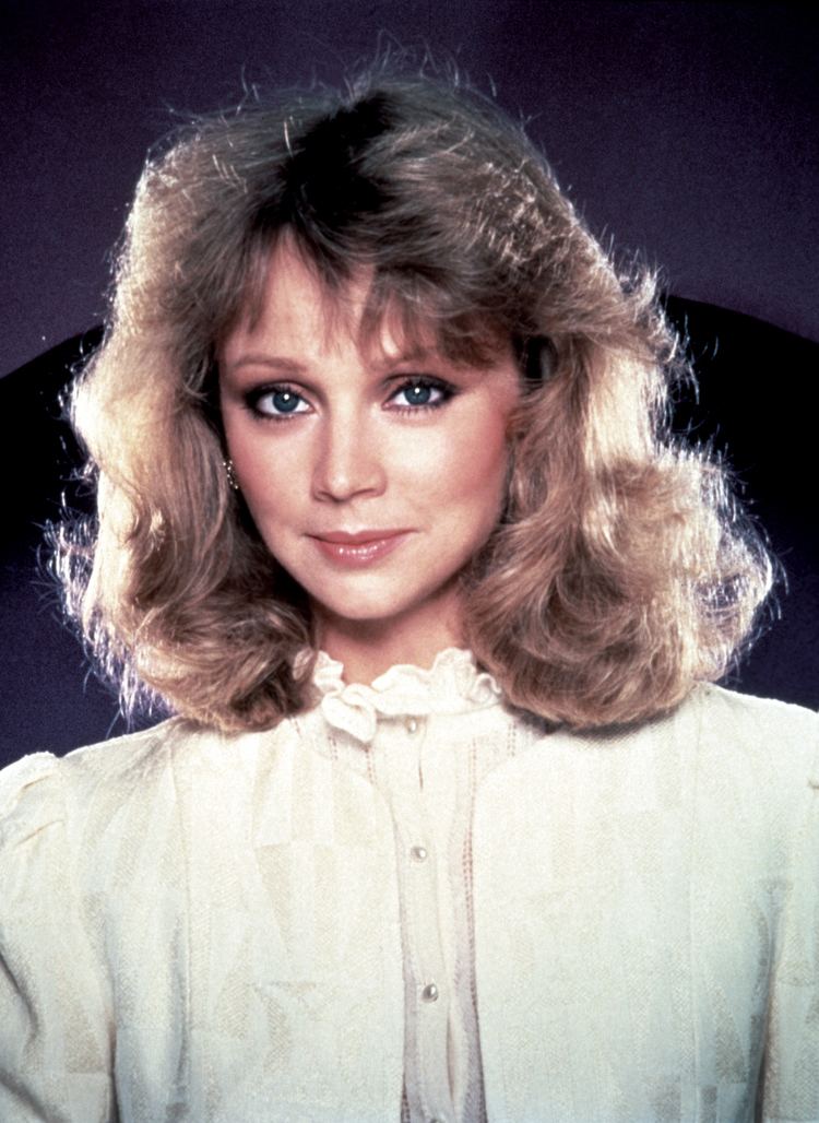 Diane Chambers Shelley Long as Diane Chambers on Cheers Hallmark Channel