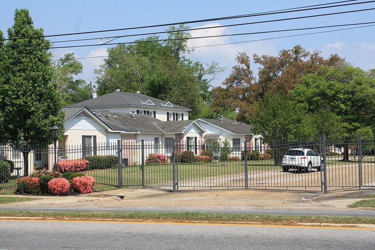 D'Iberville Apartments