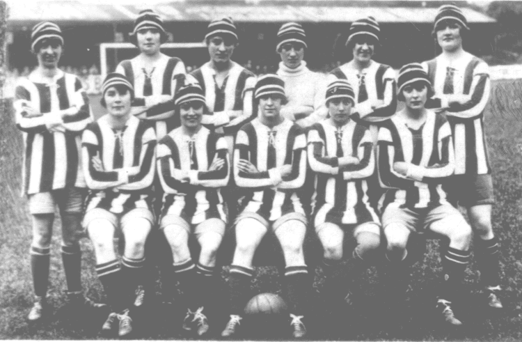 Dick, Kerr's Ladies F.C. wwwdonmouthcoukwomensfootballimages1922dic