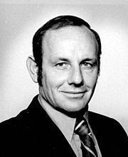 Dick Langley httpsuploadwikimediaorgwikipediacommonsthu