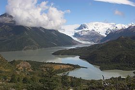 Dickson Lake httpsuploadwikimediaorgwikipediacommonsthu