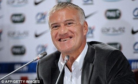 Didier Deschamps Didier Deschamps hits out at Arsene Wenger Daily Mail Online