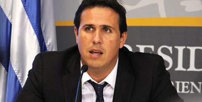 Diego Cánepa (politician) Controversy in Uruguay over transfer of Guantanamo prisoners before