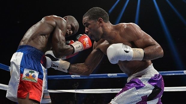 Dierry Jean Lamont Peterson retains title with decision over Dierry