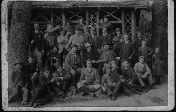 Dietrich Brandis Sir Dietrich Brandis and Forestry Students 1889 schenck
