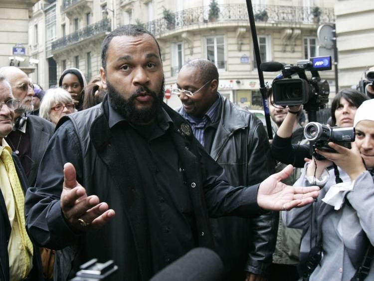Dieudonné M'bala M'bala Dieudonne M39bala M39bala French antiSemites39 favorite comedian