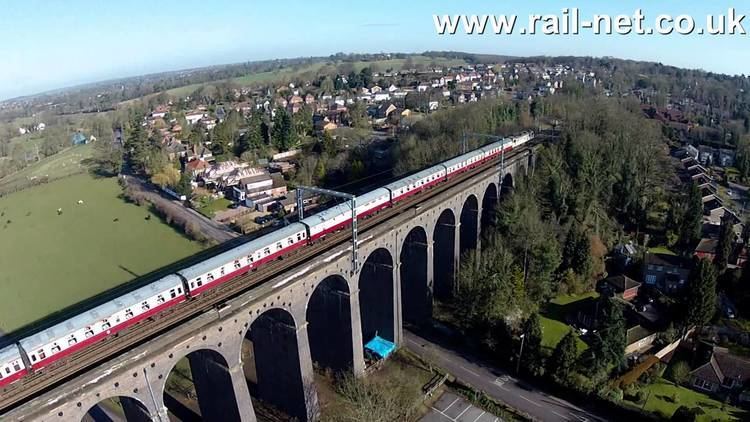 Digswell Viaduct 92039 crosses the Digswell Viaduct with UK Railtours 39Lincolnshire