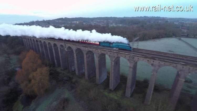 Digswell Viaduct 4464 Bittern Crosses Digswell Viaduct in Ultra HD 4K The Christmas