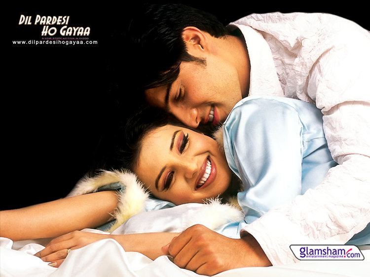 Dil Pardesi Ho Gayaa movie wallpaper 691 Glamsham