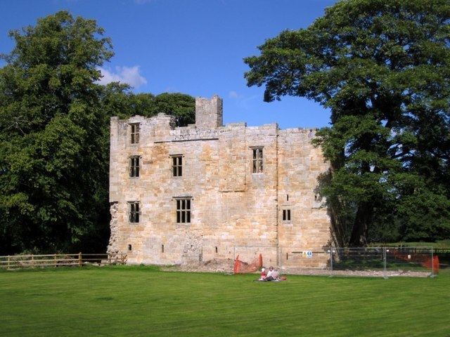 Dilston Castle Dilston Castle west side Andrew Curtis ccbysa20 Geograph