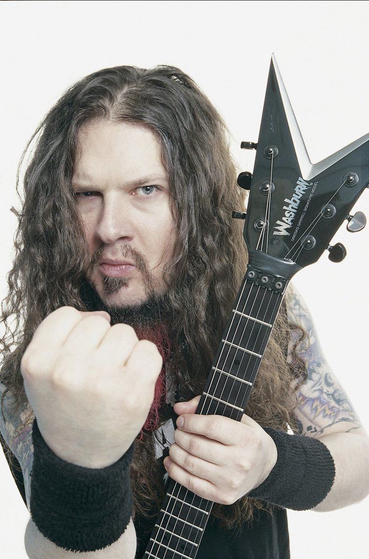 Dimebag Darrell A photo of Dimebag Darrell by Photo by James Cumpsty MTV