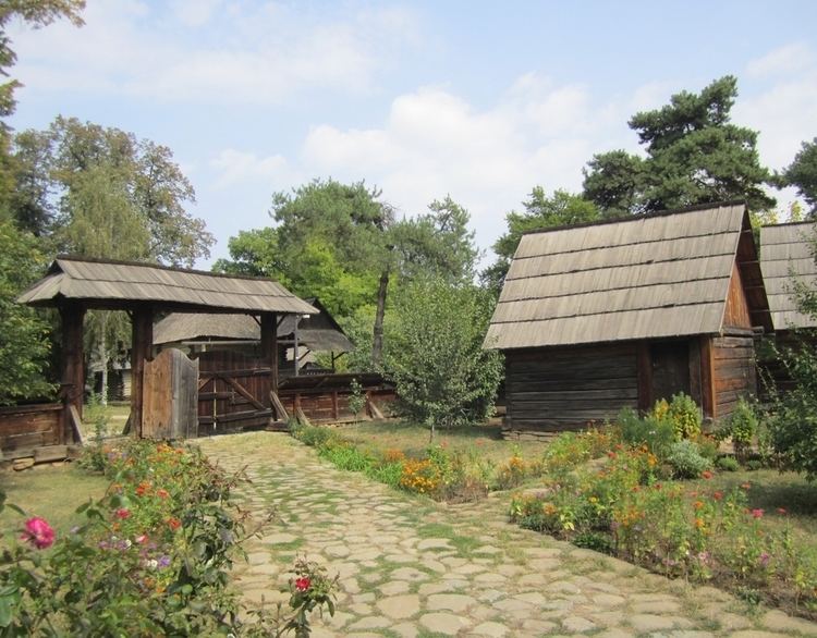 Dimitrie Gusti National Village Museum FileDimitrie Gusti village museum garden Bucharest Romaniajpg