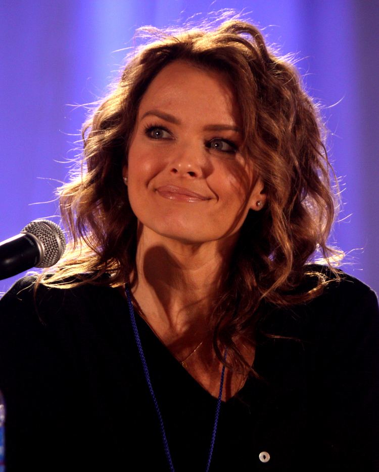 Dina Meyer Dina Meyer Wikipedia the free encyclopedia