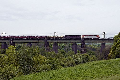 Dinting Viaduct 5730847786 on tail of 1Z85 on Dinting Viaduct 10509 Flickr
