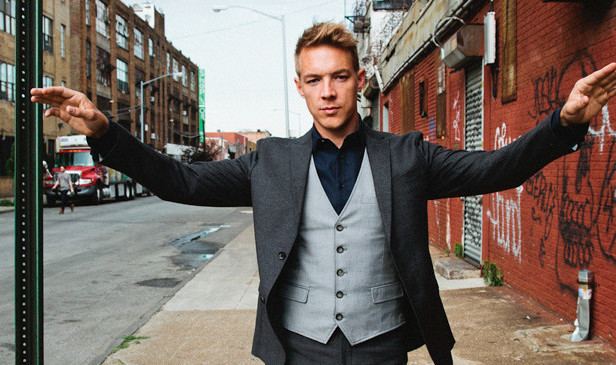 Diplo Diplo steals artwork responds with misogyny