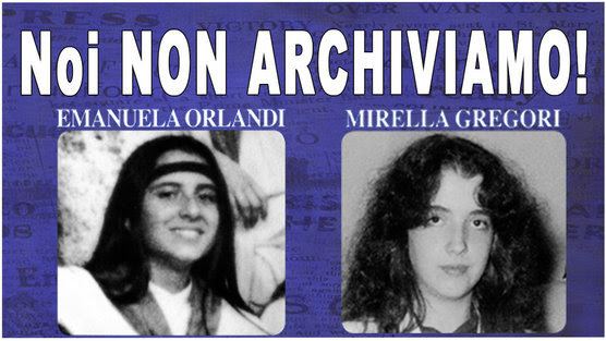 At the top, is a word written “Noi NON ARCHIVIAMO!” On the left, in black and white  Emanuela Orlandi is smiling, has long black hair with a hair band on her forehead, wearing a white shirt. At the right, In black and white Mirella Gregori is serious, has curly long black hair, wearing a black shirt under a white coat.