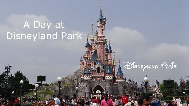 Disneyland Park (Paris) Disneyland Paris A day at Disneyland Park YouTube
