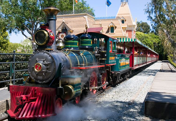 Disneyland Railroad Guests to Experience Disneyland Park Attractions in New Ways